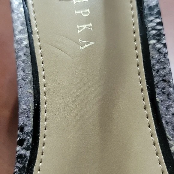 Judith Ripka Grey Snakeskin Leather Sandle Size 9.5 M - Picture 12 of 13